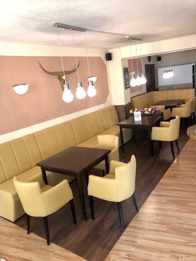 Hotel & Restaurant Arnoldusklause Duren ภายนอก รูปภาพ