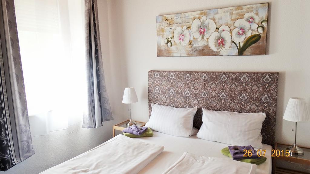Hotel & Restaurant Arnoldusklause Duren ห้อง รูปภาพ