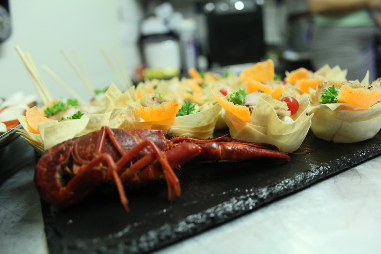 Hotel & Restaurant Arnoldusklause Duren ภายนอก รูปภาพ