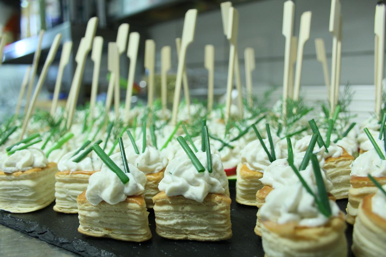 Hotel & Restaurant Arnoldusklause Duren ภายนอก รูปภาพ