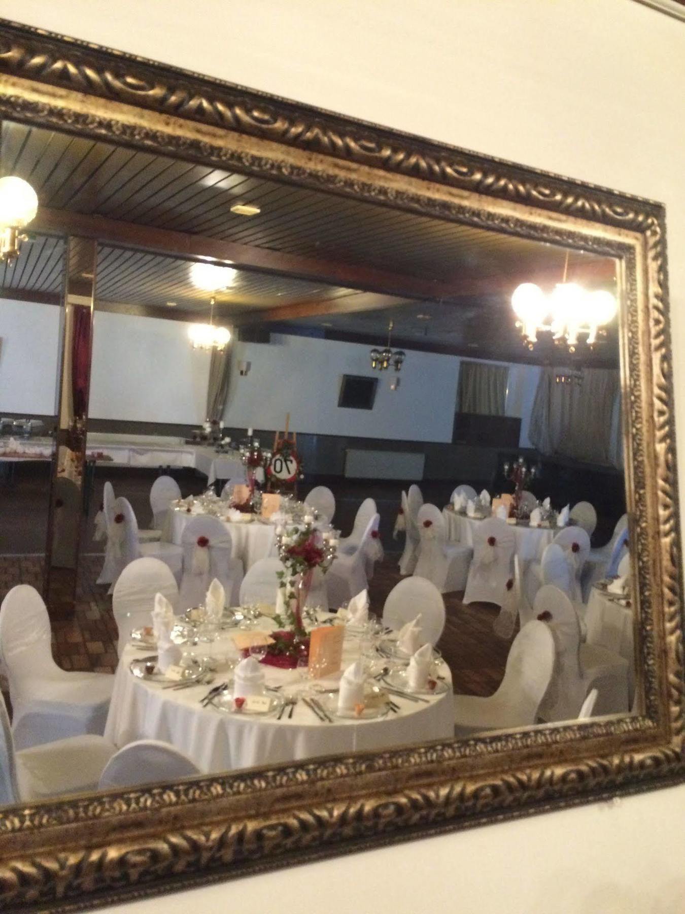 Hotel & Restaurant Arnoldusklause Duren ภายนอก รูปภาพ